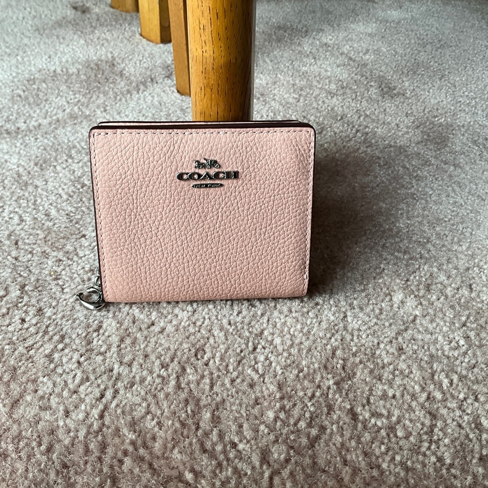 NWT Coach Snap Wallet - Light Pink